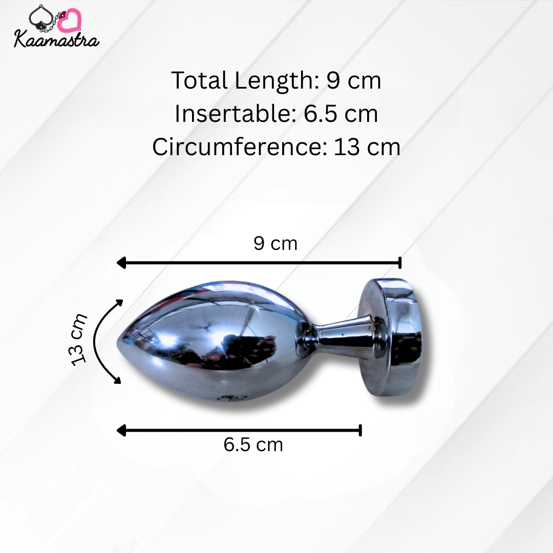 Chromed cylindrical object with measurements on a white background